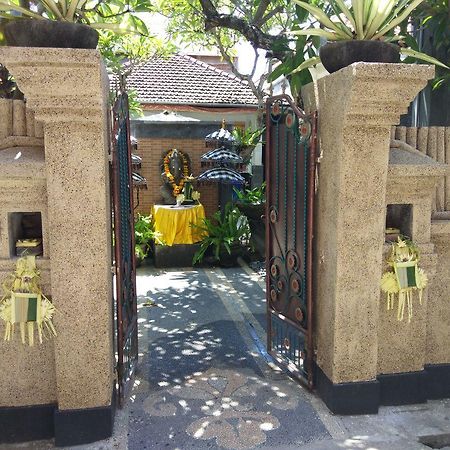 Tirta Yoga Inn بادانجباى المظهر الخارجي الصورة