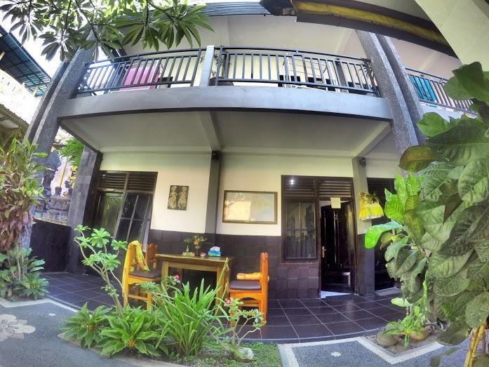 Tirta Yoga Inn بادانجباى المظهر الخارجي الصورة