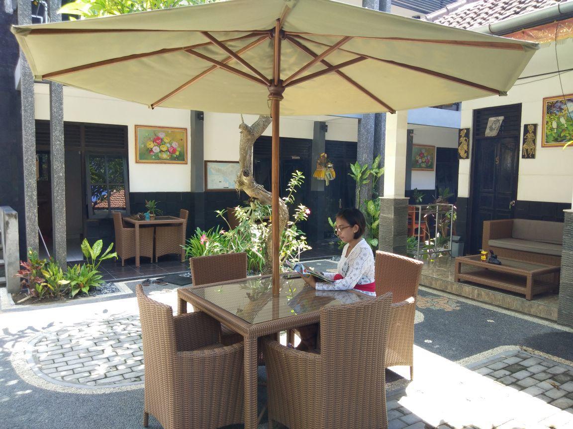 Tirta Yoga Inn بادانجباى المظهر الخارجي الصورة